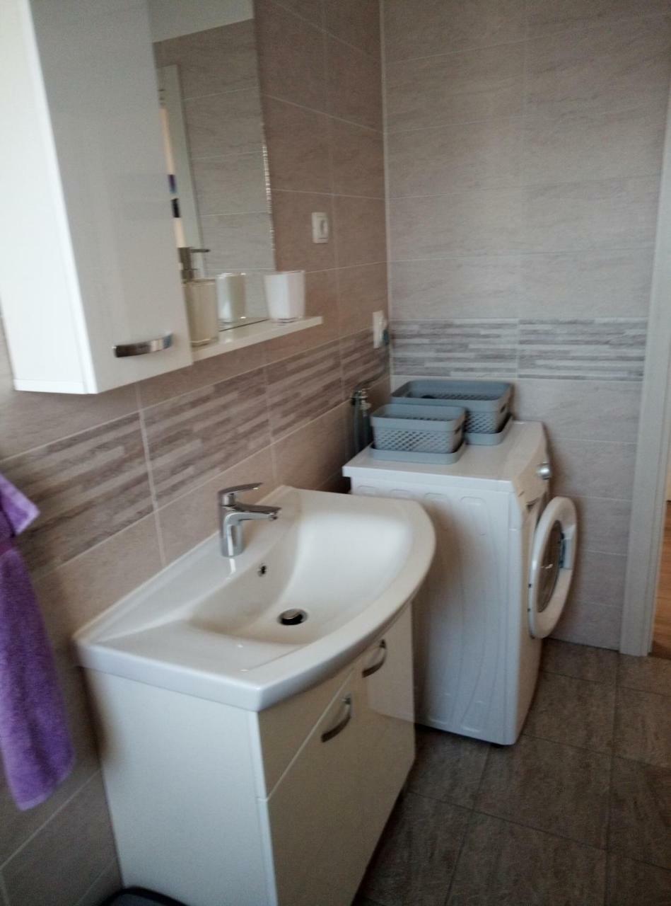Apartman Rubinic Ловран Екстериор снимка